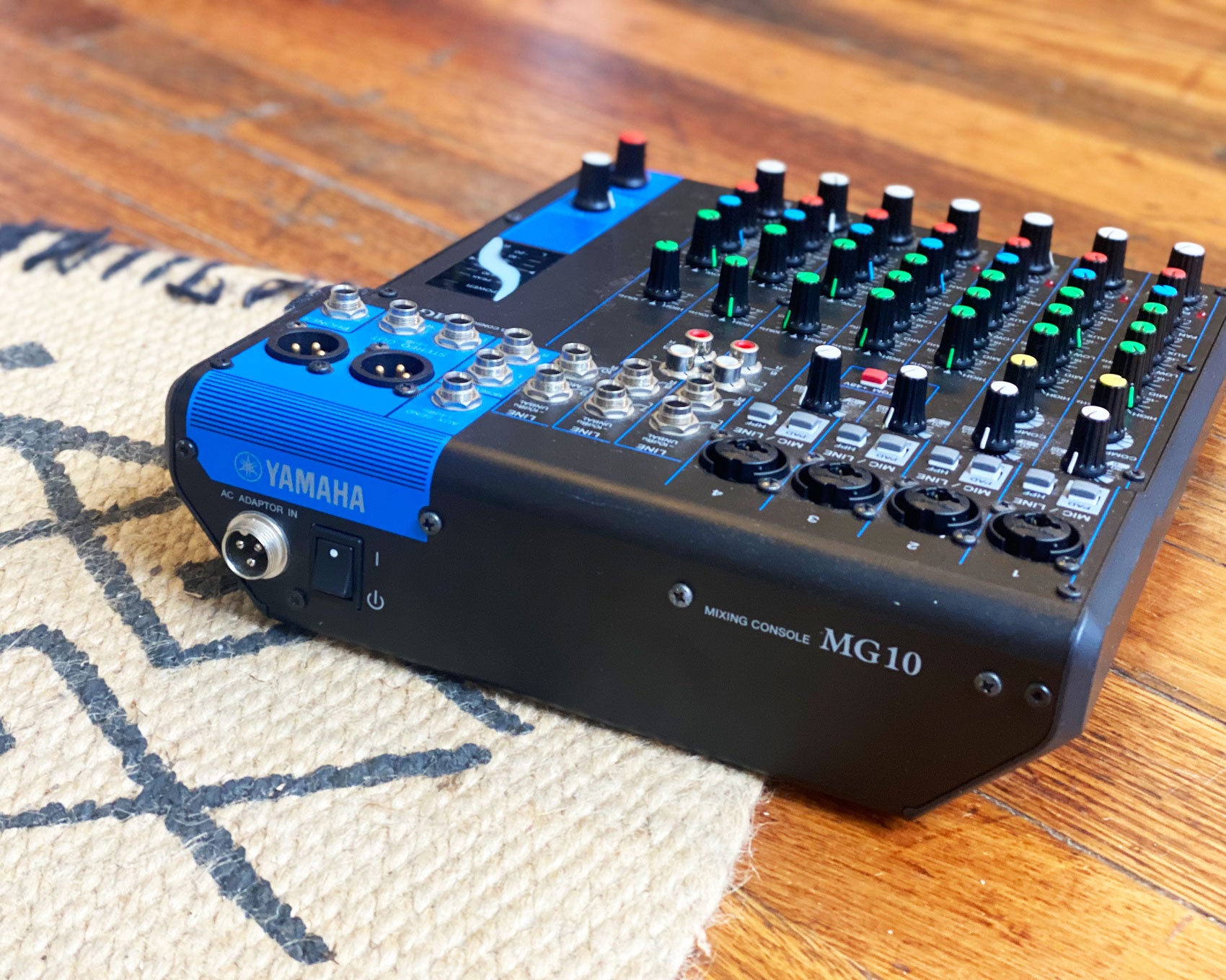 Yamaha MG10 Audio hotsell Mixer