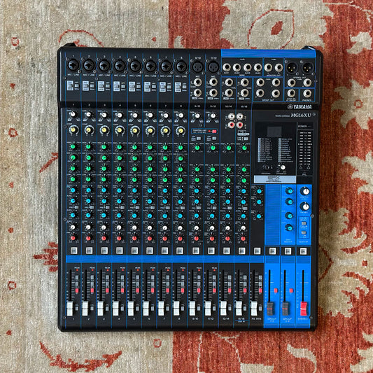 YAMAHA MG16XU 16 Channel Mixer w/Gator Gig Bag