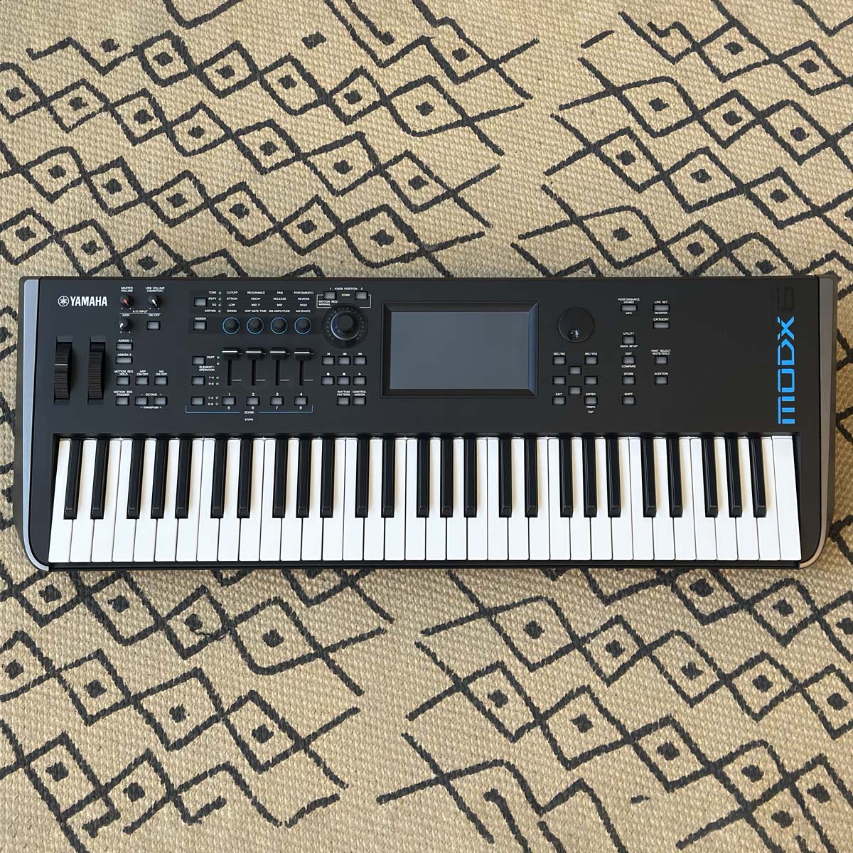 YAMAHA MODX6 Music Synthesizer