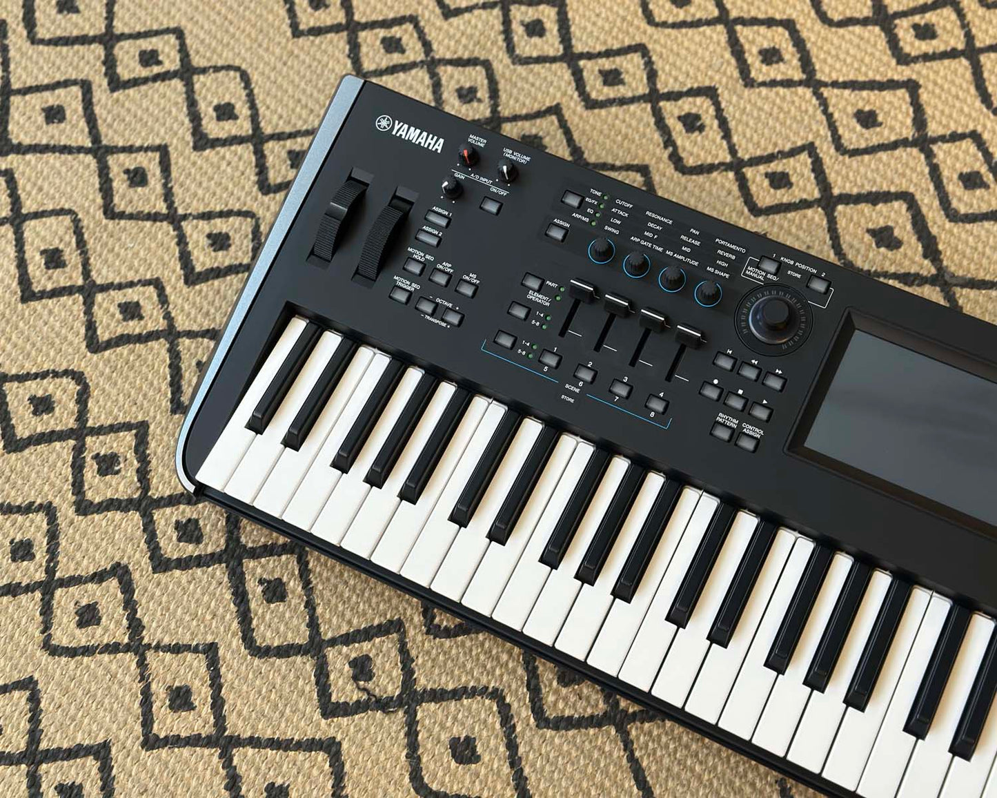 YAMAHA MODX6 Music Synthesizer