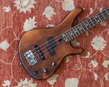 Load image into Gallery viewer, 1996 YAMAHA Motion B MB-40 Bass
