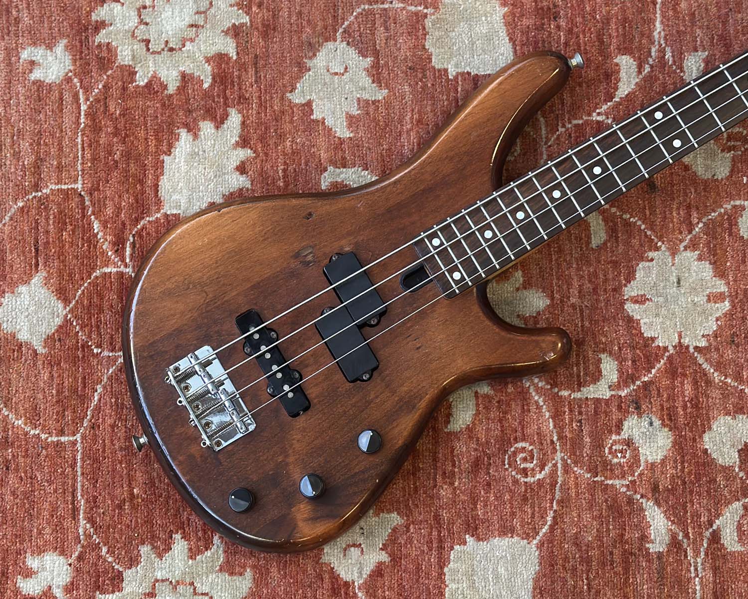 1996 YAMAHA Motion B MB-40 Bass – Found Sound