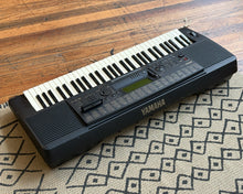 Load image into Gallery viewer, YAMAHA PSR-620 Portatone Keyboard

