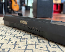 Load image into Gallery viewer, YAMAHA PSR-620 Portatone Keyboard
