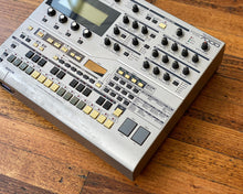 Load image into Gallery viewer, YAMAHA RS-7000 Workstation/Sampler w/Upgraded Outs
