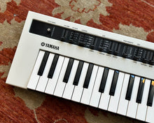 Load image into Gallery viewer, YAMAHA Reface CS 8-Note Polyphonic Virtual Analog Synthesizer
