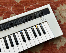 Load image into Gallery viewer, YAMAHA Reface CS 8-Note Polyphonic Virtual Analog Synthesizer
