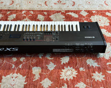 Load image into Gallery viewer, YAMAHA S90 XS 88-Key Synthesizer Stage Piano
