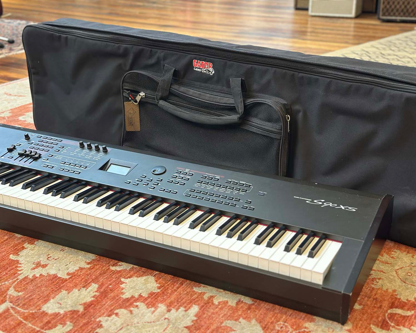 YAMAHA S90 XS 88-Key Synthesizer Stage Piano