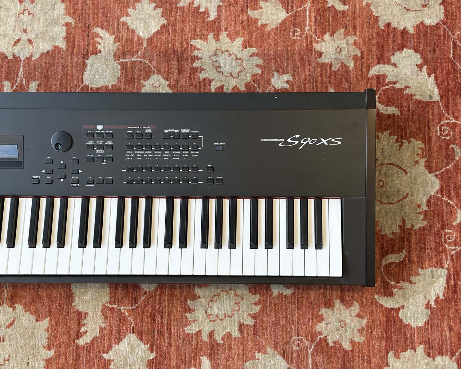 YAMAHA S90 XS 88-Key Synthesizer Stage Piano – Found Sound