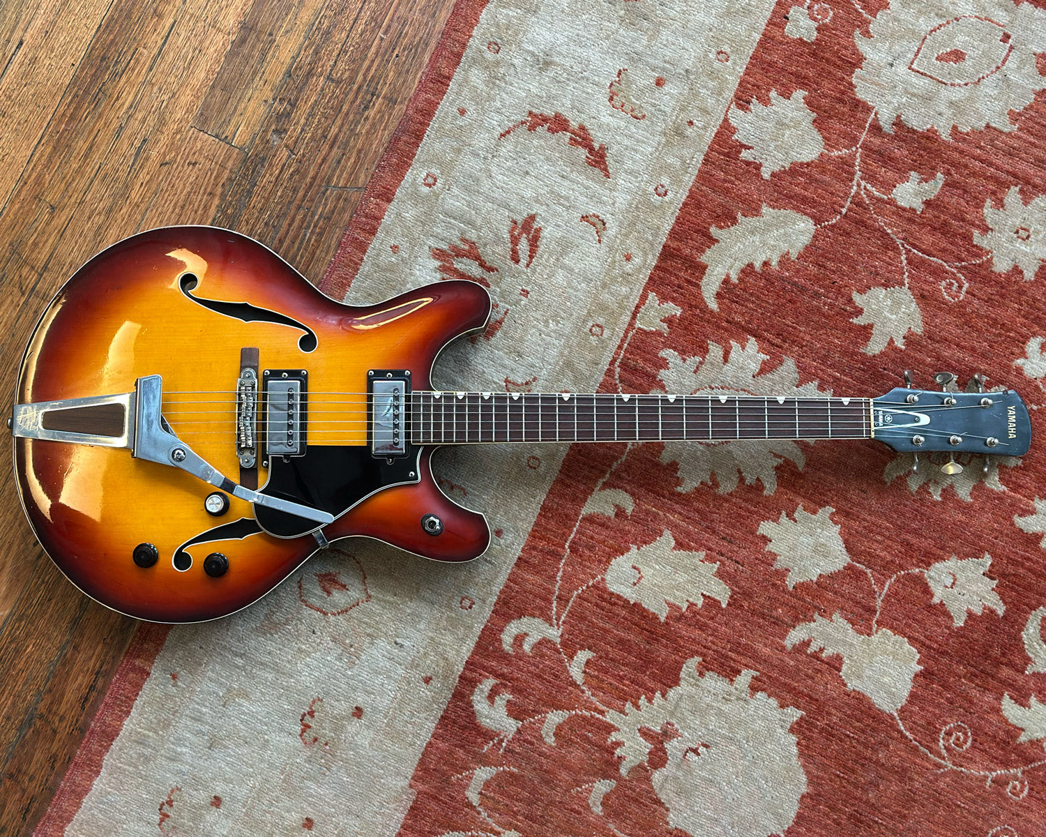 YAMAHA SA-30T Semi-Hollow – Found Sound