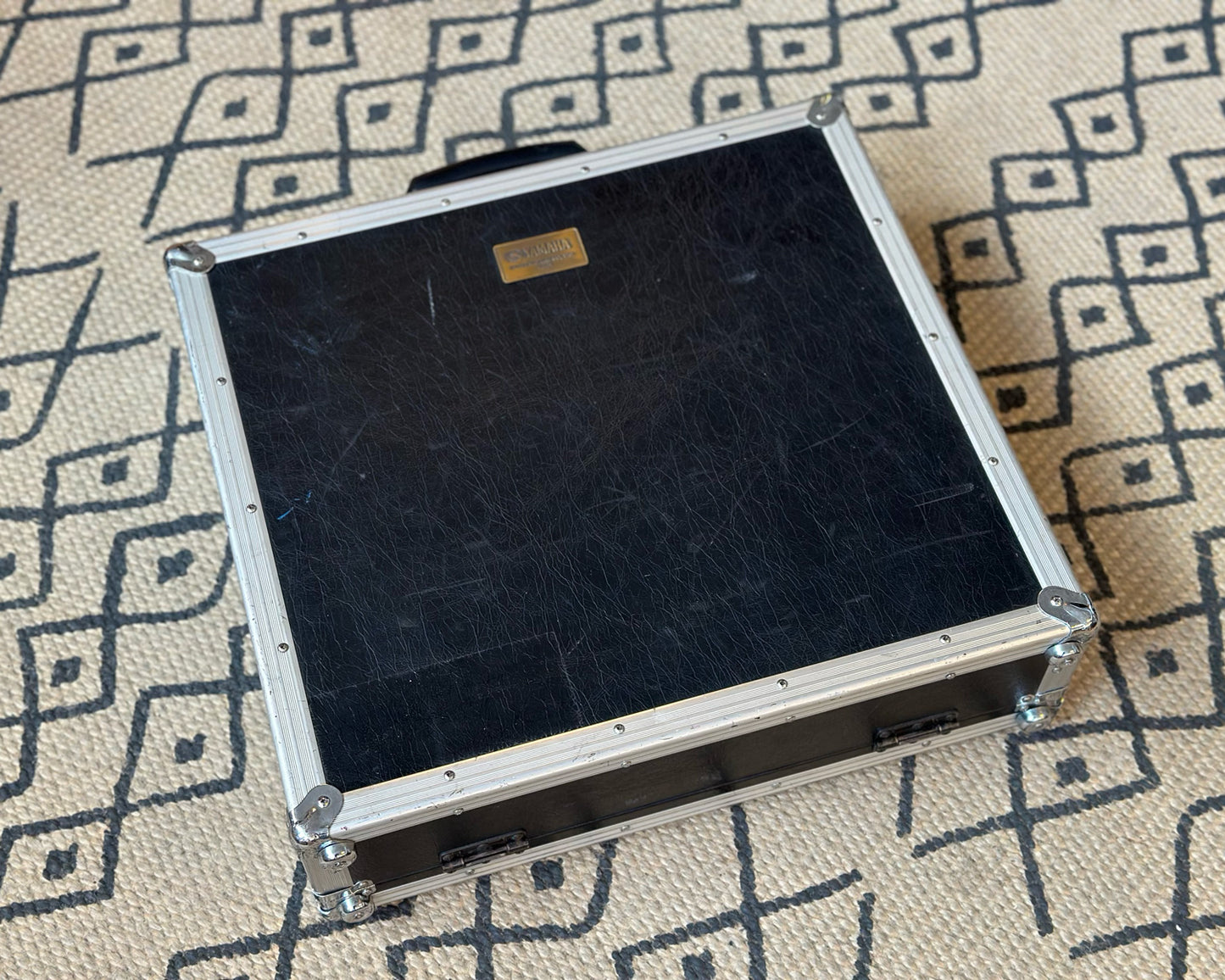 YAMAHA SB-100 Professional System