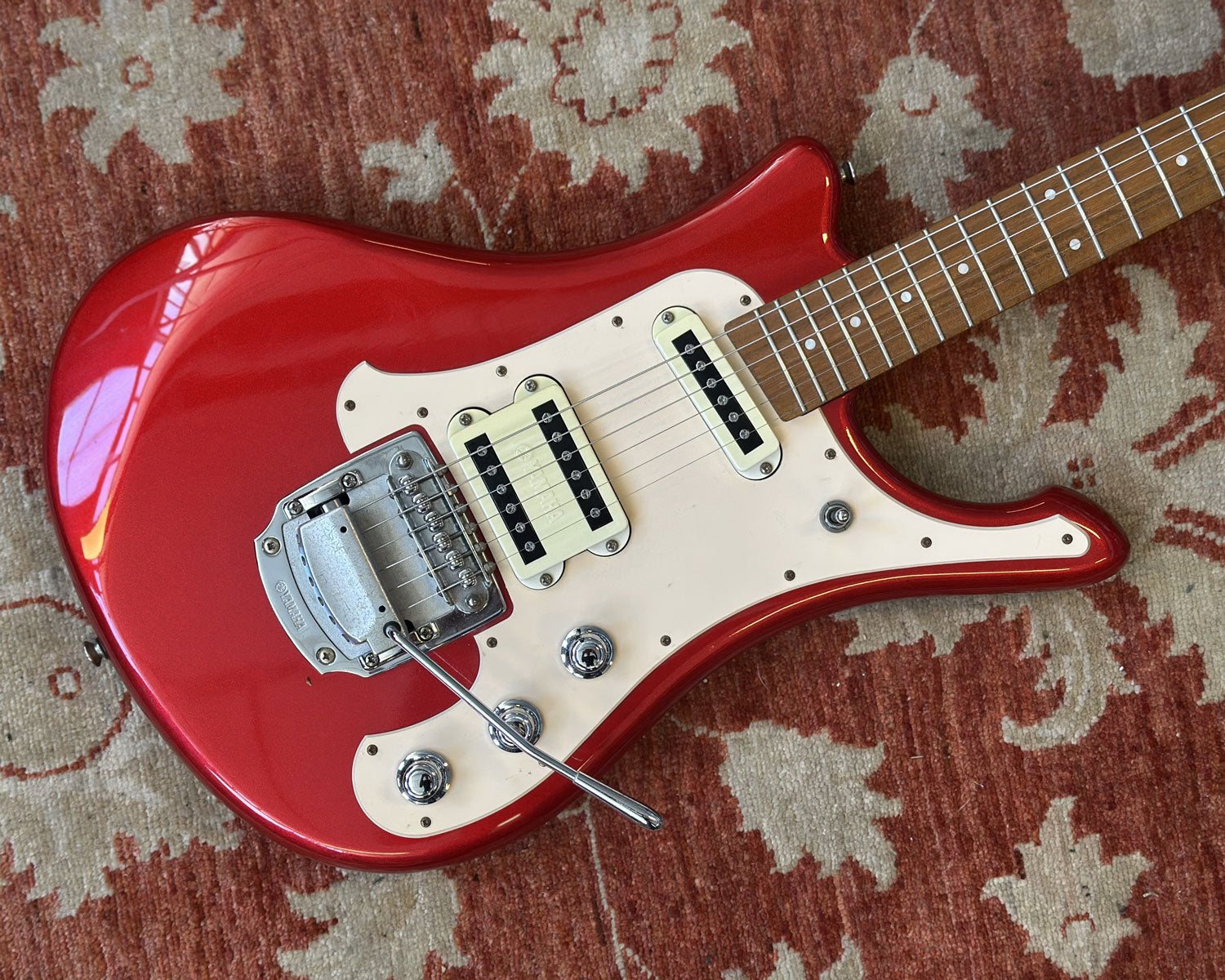 YAMAHA SGV 300 Flying Samurai Electric Guitar – Found Sound