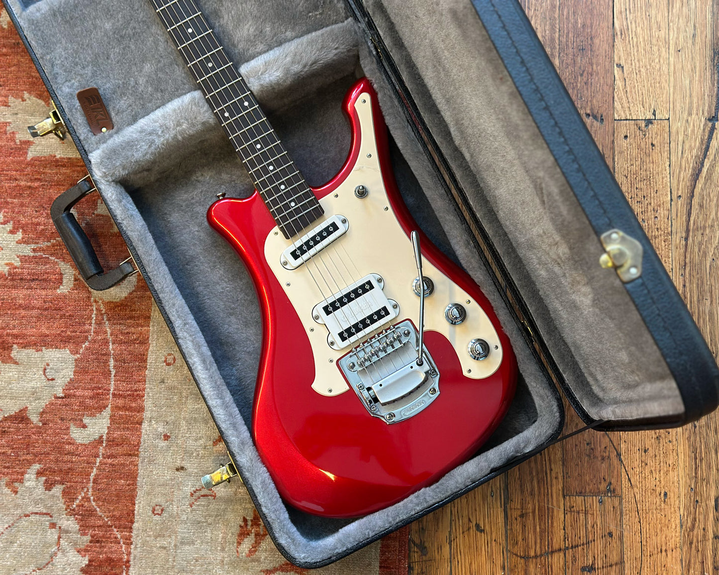 2005 YAMAHA SGV 300 Flying Samurai Electric Guitar Metallic Red