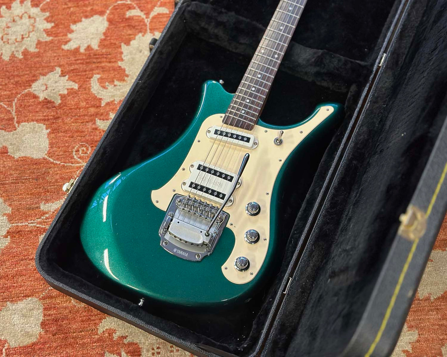 YAMAHA SGV 300 Flying Samurai Electric Guitar