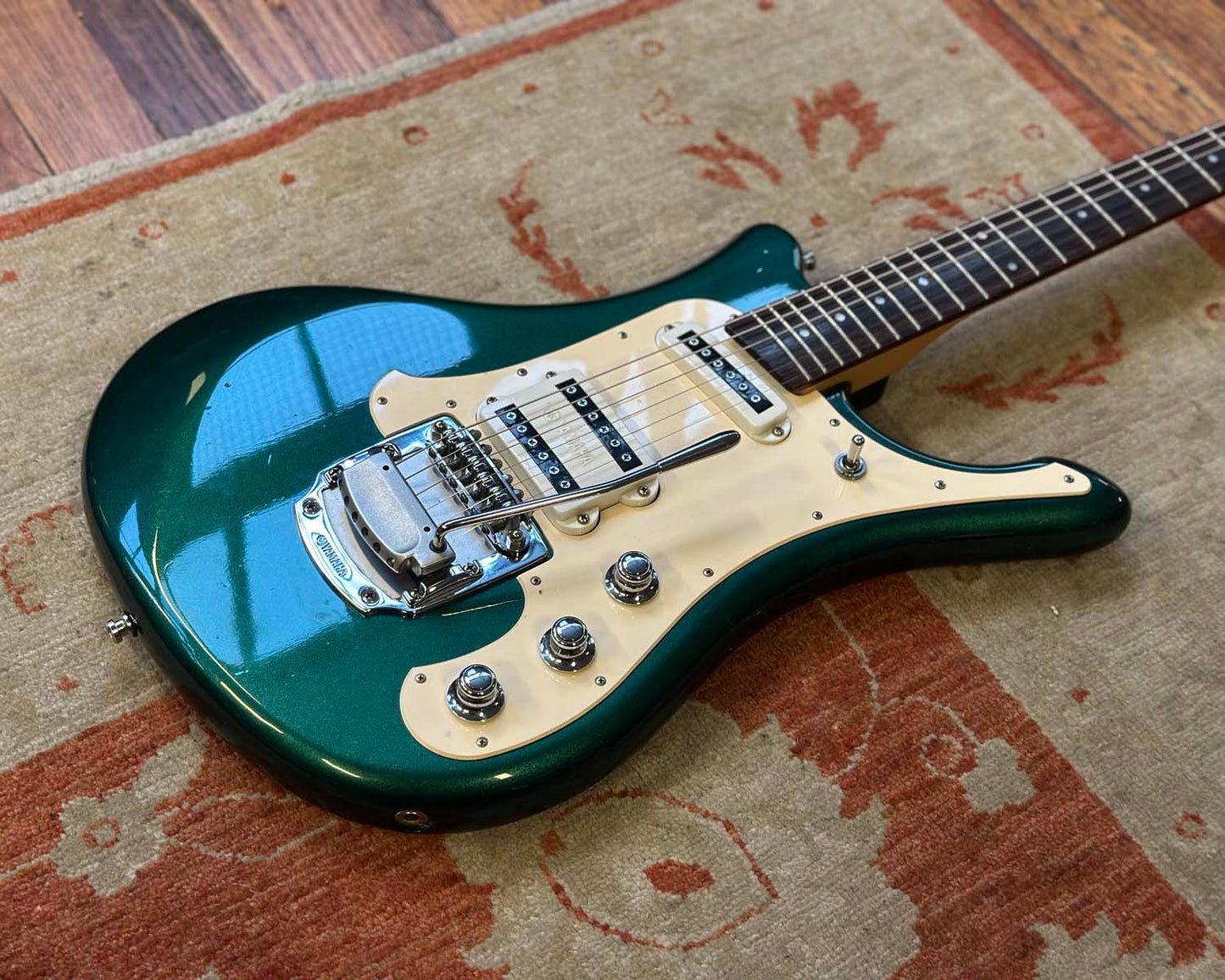 YAMAHA SGV 300 Flying Samurai Electric Guitar