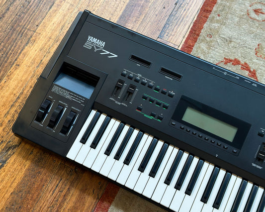 YAMAHA SY77 Music Synthesizer - 240 Volt
