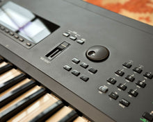 Load image into Gallery viewer, YAMAHA SY99 - Sold As Is
