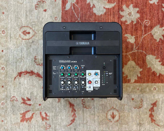 YAMAHA Stagepas 200 Portable PA