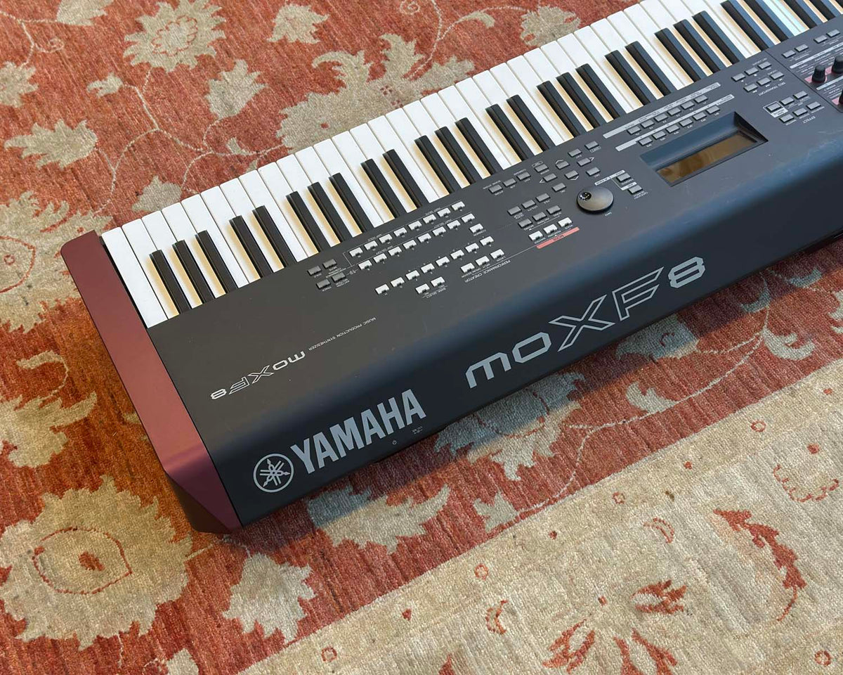 YAMAHA moxF8 Workstation