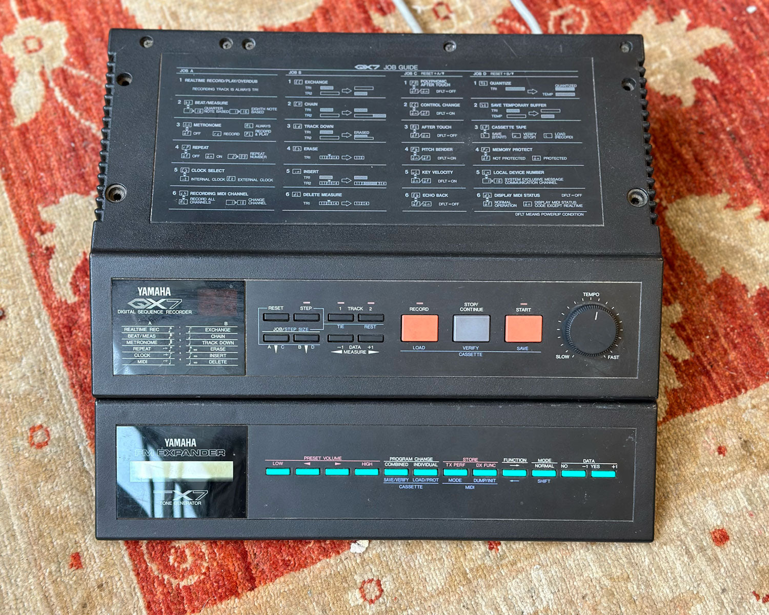 YAMAHA TX7 FM Expander & QX7 Digital Sequence Recorder