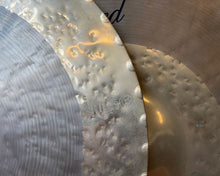 Load image into Gallery viewer, Zildjian 14&quot; K Custom Limited Edition Reversible Hi Hats

