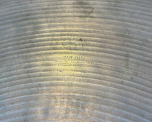 Load image into Gallery viewer, Early 1960s Zildjian 18" Avedis Ride (1983g)
