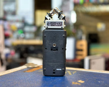 Load image into Gallery viewer, Zoom H5 Handy Recorder
