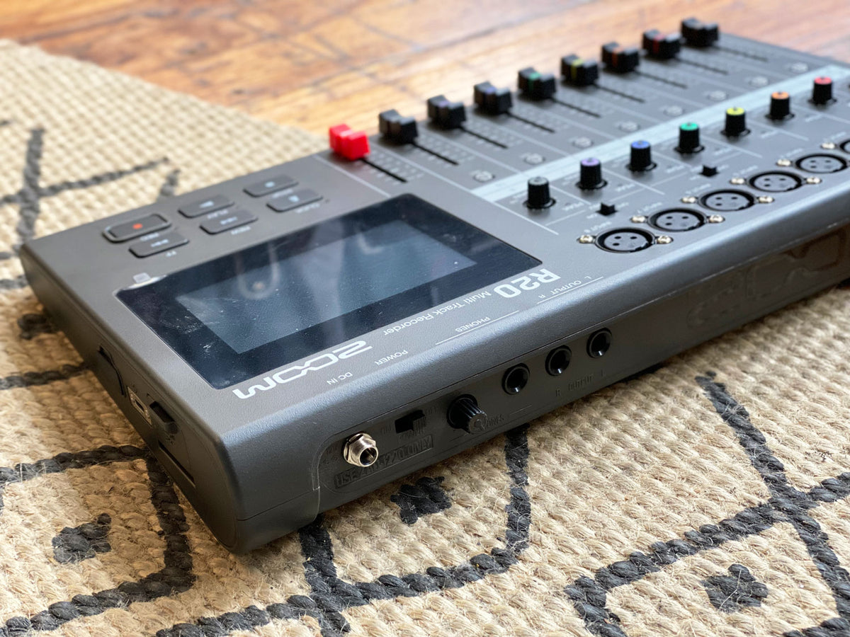 Zoom R20 Multi Track Recorder Found Sound