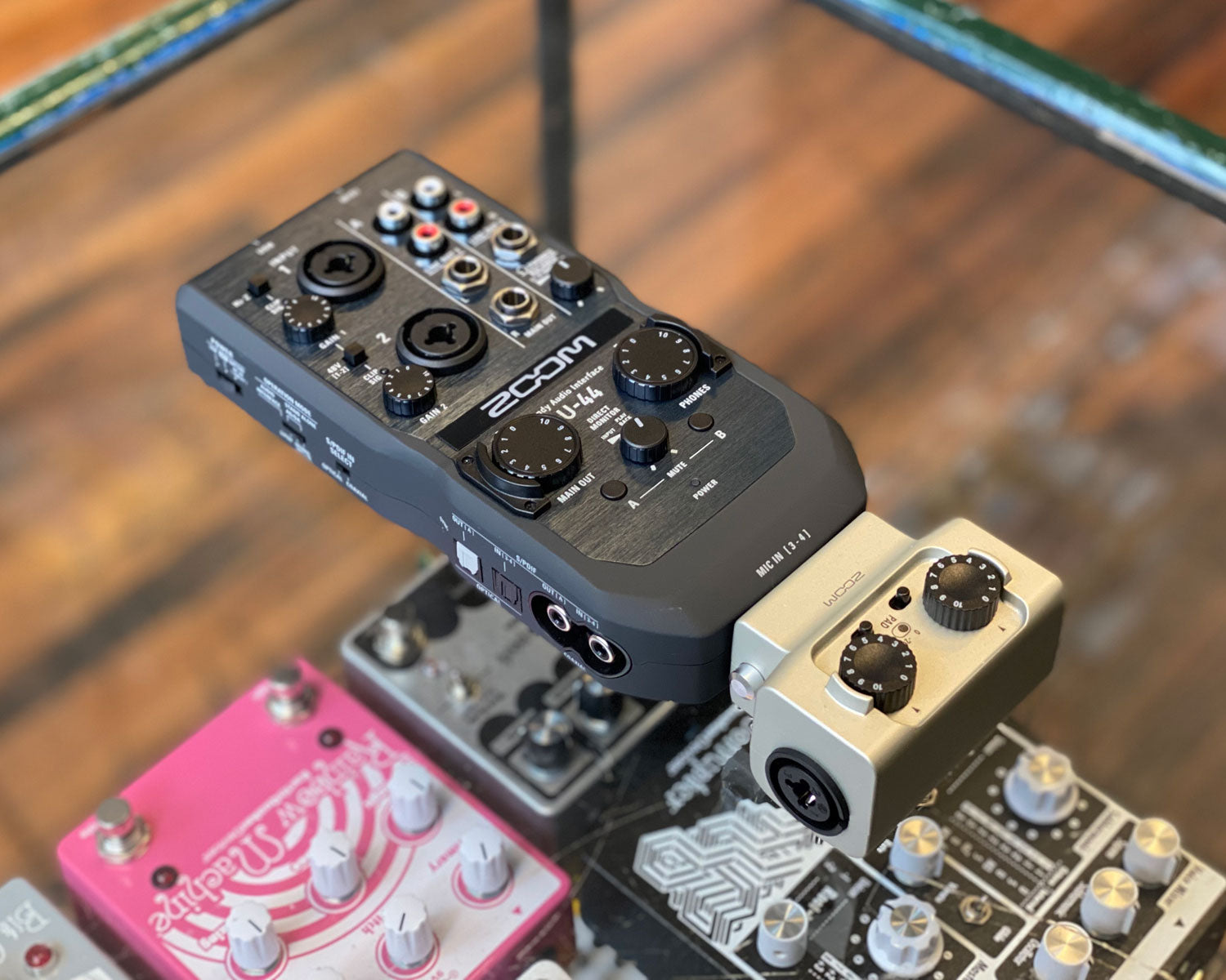 Zoom U-44 & EXH-6 – Found Sound