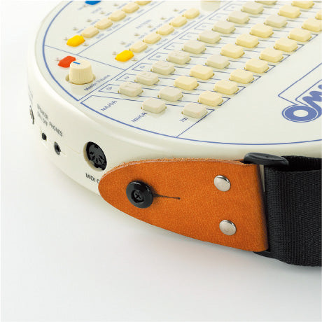 Suzuki Omnichord OM-108 - Ivory