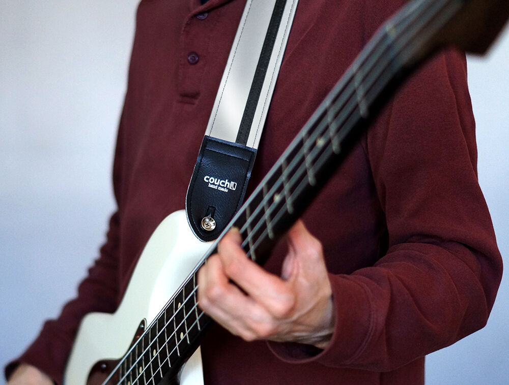 Couch Straps Silver with Black Vinyl Racer X Guitar Strap