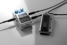 Load image into Gallery viewer, BOSS PX-1 Plugout FX Multi-Effects Compact Effects Pedal
