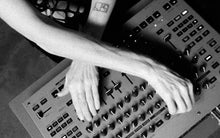 Load image into Gallery viewer, Roland TR-1000 Rhythm Creator
