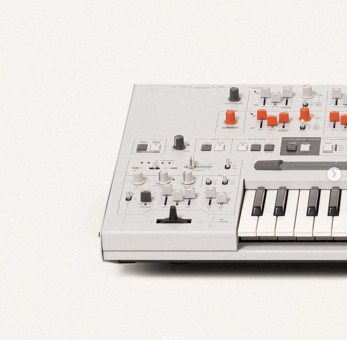 UDO Super Gemini 20 Voice Polyphonic Bi-Timbral Analogue Hybrid Synthesizer