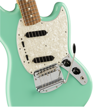 Load image into Gallery viewer, Fender Vintera &#39;60s Mustang - Sea Foam Green

