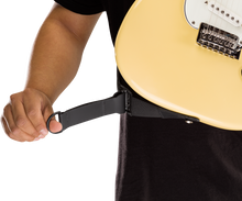 Load image into Gallery viewer, Fender Right Height Rayon Strap - Black

