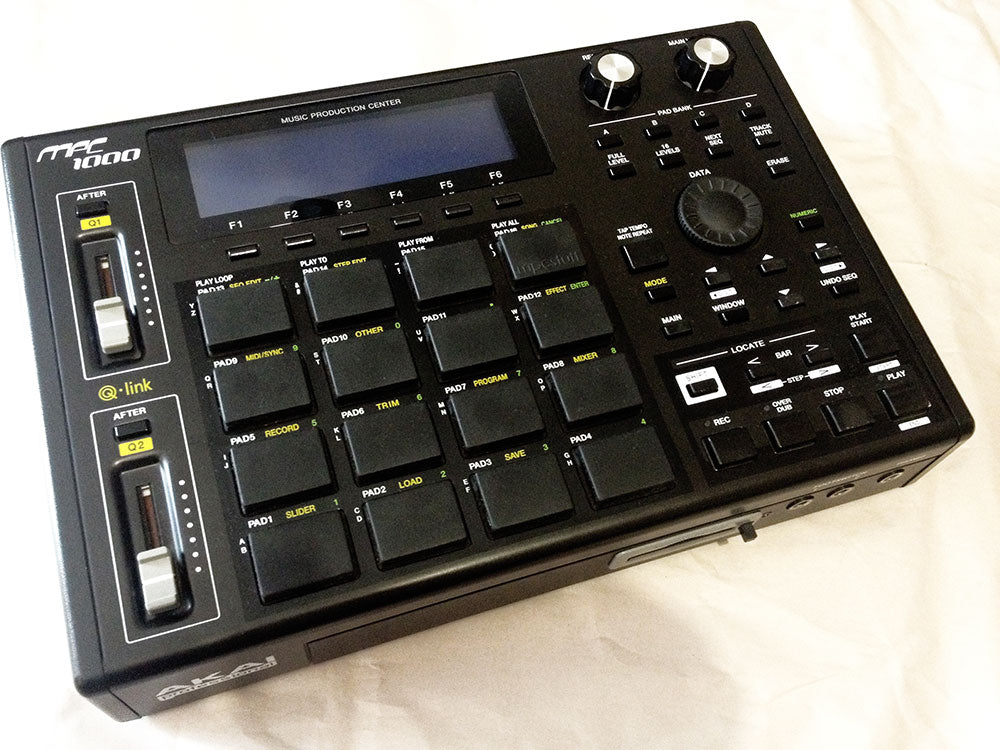 AKAI/MPC1000BK （Akai MPC1000 (Vintage)）