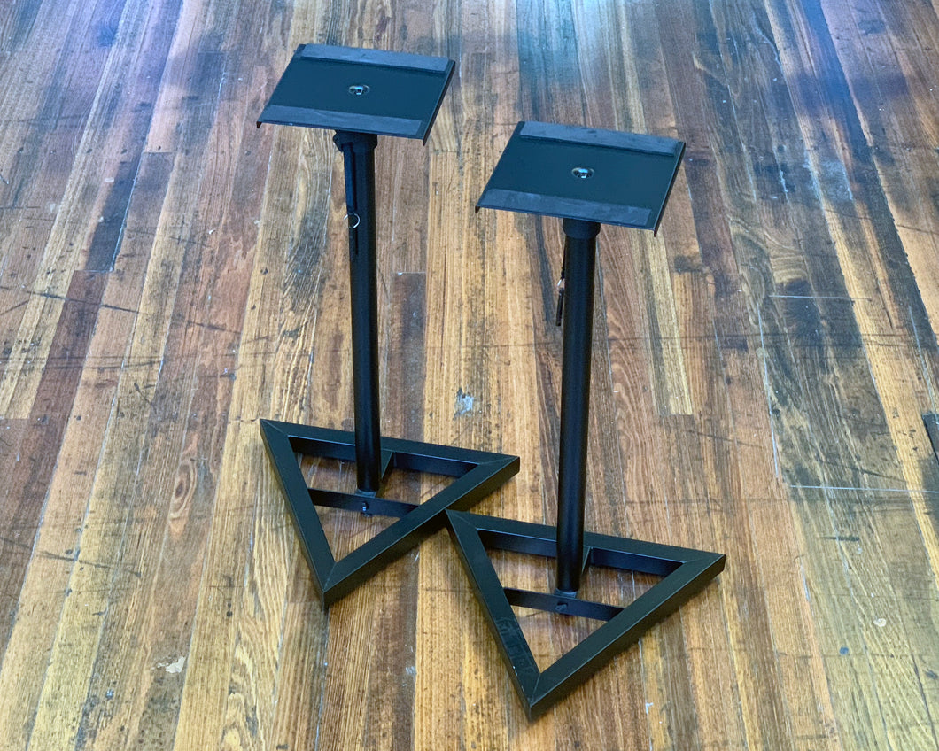 AVE Pro Stands