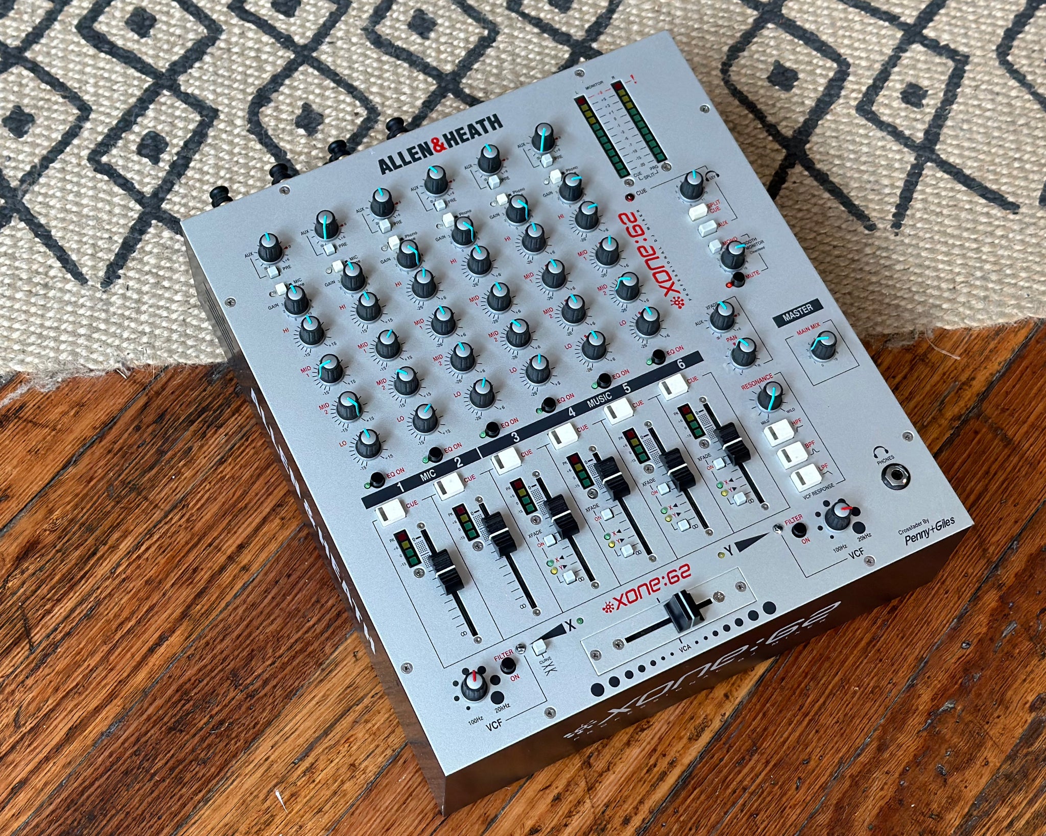 ALLEN&HEATH XONE:62 アレンアンドヒース ゾーン ジャンク品 ALLEN&HEATH XONE:62 アレンアンドヒース ゾーン ジャンク品