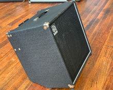 Load image into Gallery viewer, Ampeg BA-115 - 100 Watt Bass Combo
