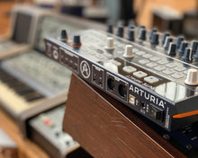 Load image into Gallery viewer, Arturia Drumbrute Impact

