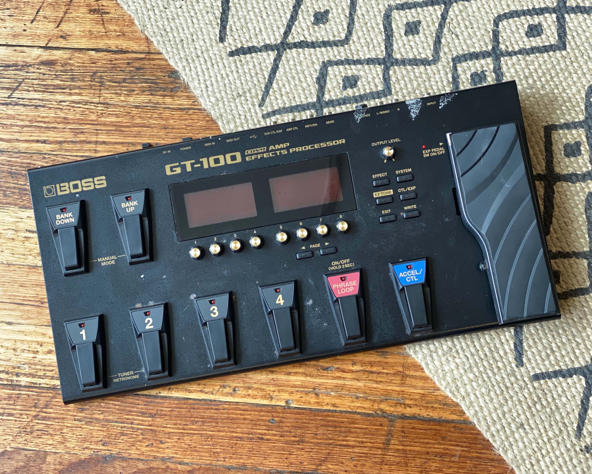 Boss gt 100 midi hot sale