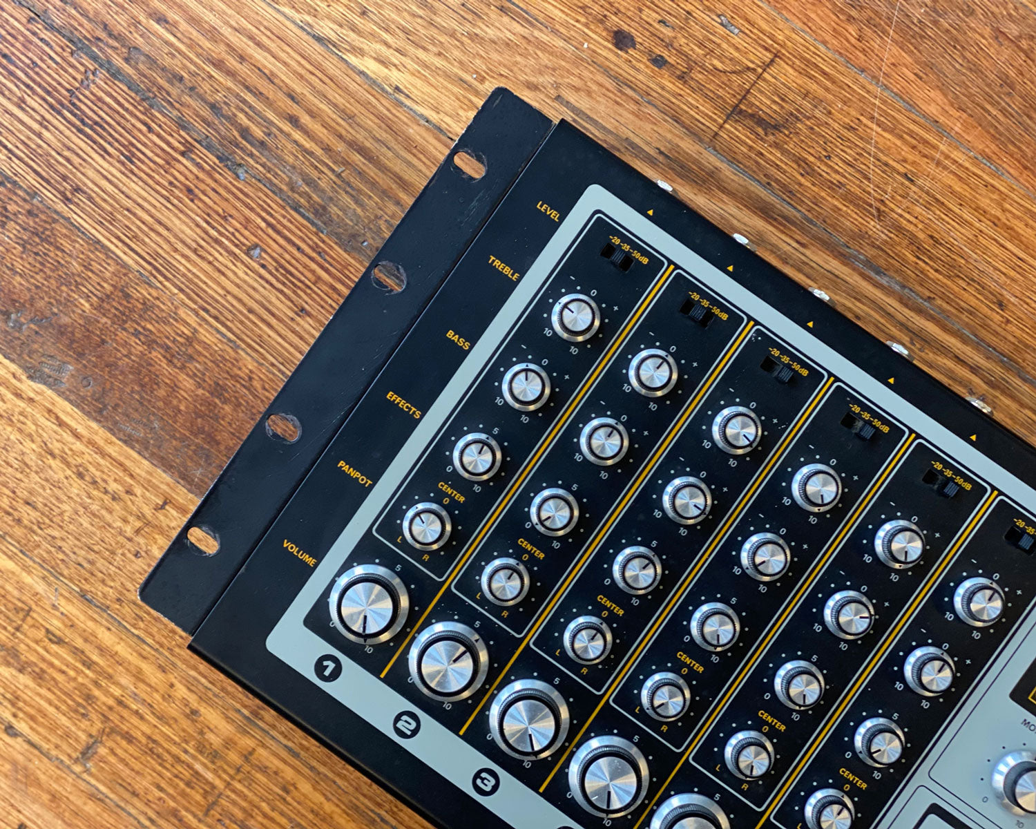 BOSS KM-60 – Found Sound