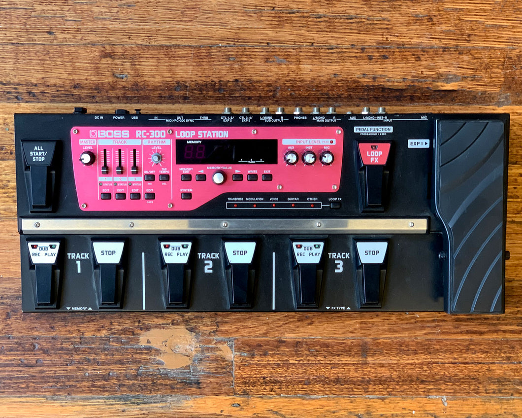 BOSS RC-300 Loop Station