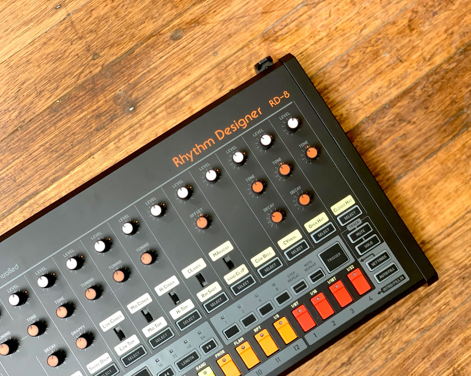 Behringer Rhythm Designer RD-8 ベリンガー 【公式通販】