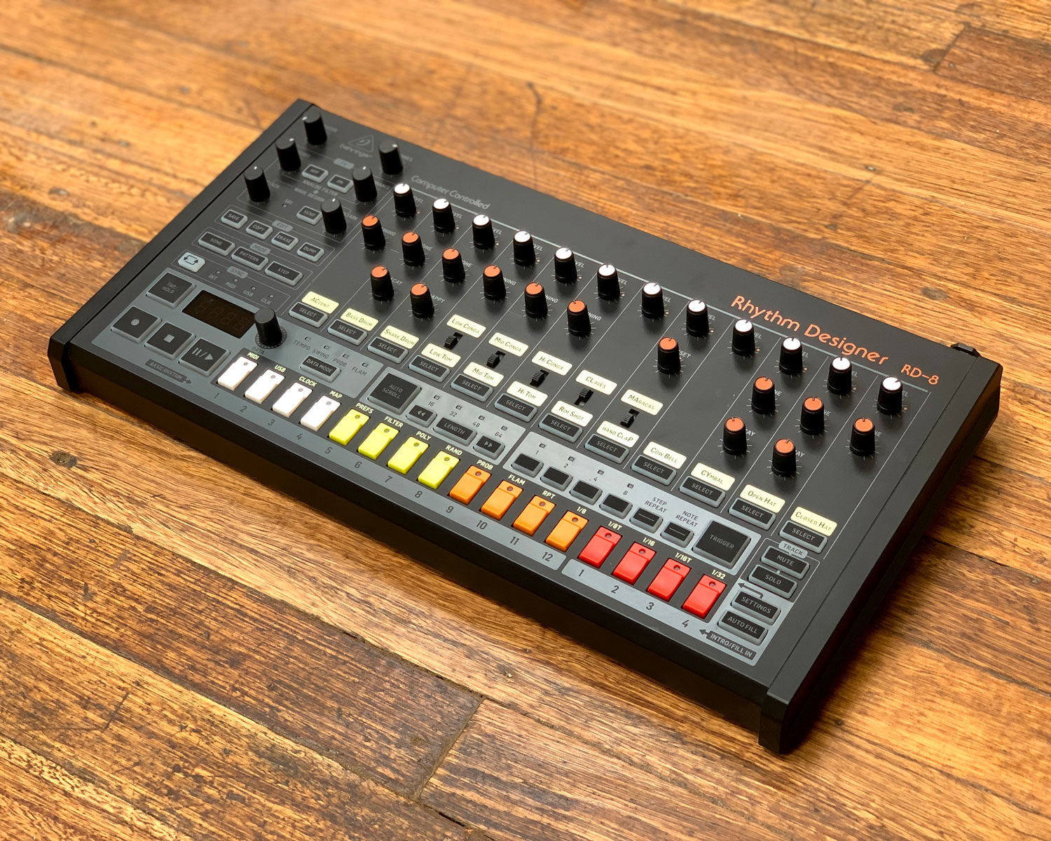 パーカッション・打楽器 RD-8 RHYTHM DESIGNER Behringer | Product | RHYTHM DESIGNER RD-8