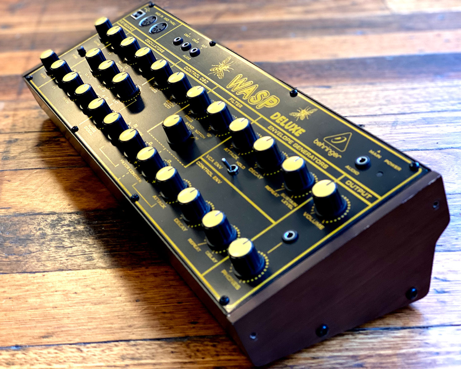 Behringer wasp shop