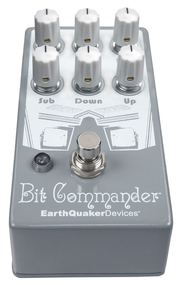 EarthQuaker Devices Bit Commander Analogue Octave Synth V2