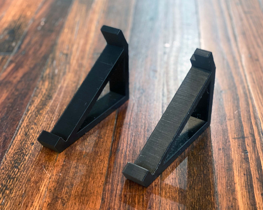 Black Legs Tilted Pod Stand